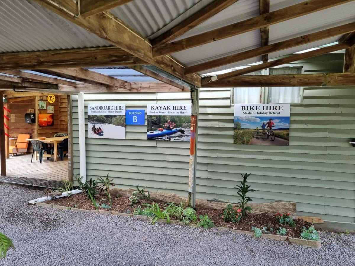 Strahan Retreat Holiday Park Exterior foto